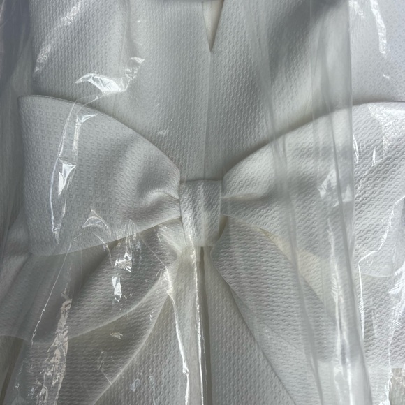 Jesus Peiro 2020 – 110 Sample Gown - Picture 5 of 7